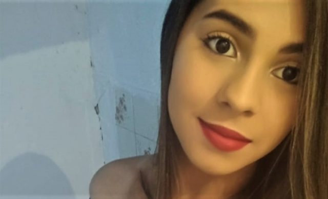 Priscila Locatelli â‹† Garota Com Local